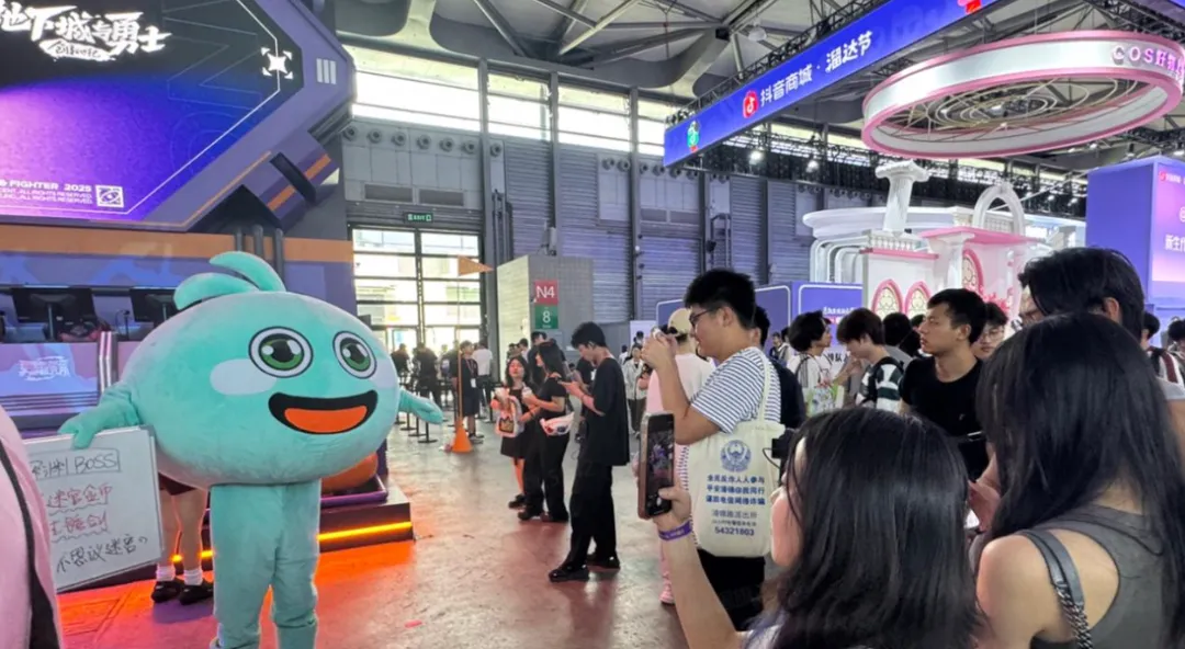 ChinaJoy,在摇摆中走向“真正的游戏展会” ChinaJoy,在摇摆中走向“真正的游戏展会”