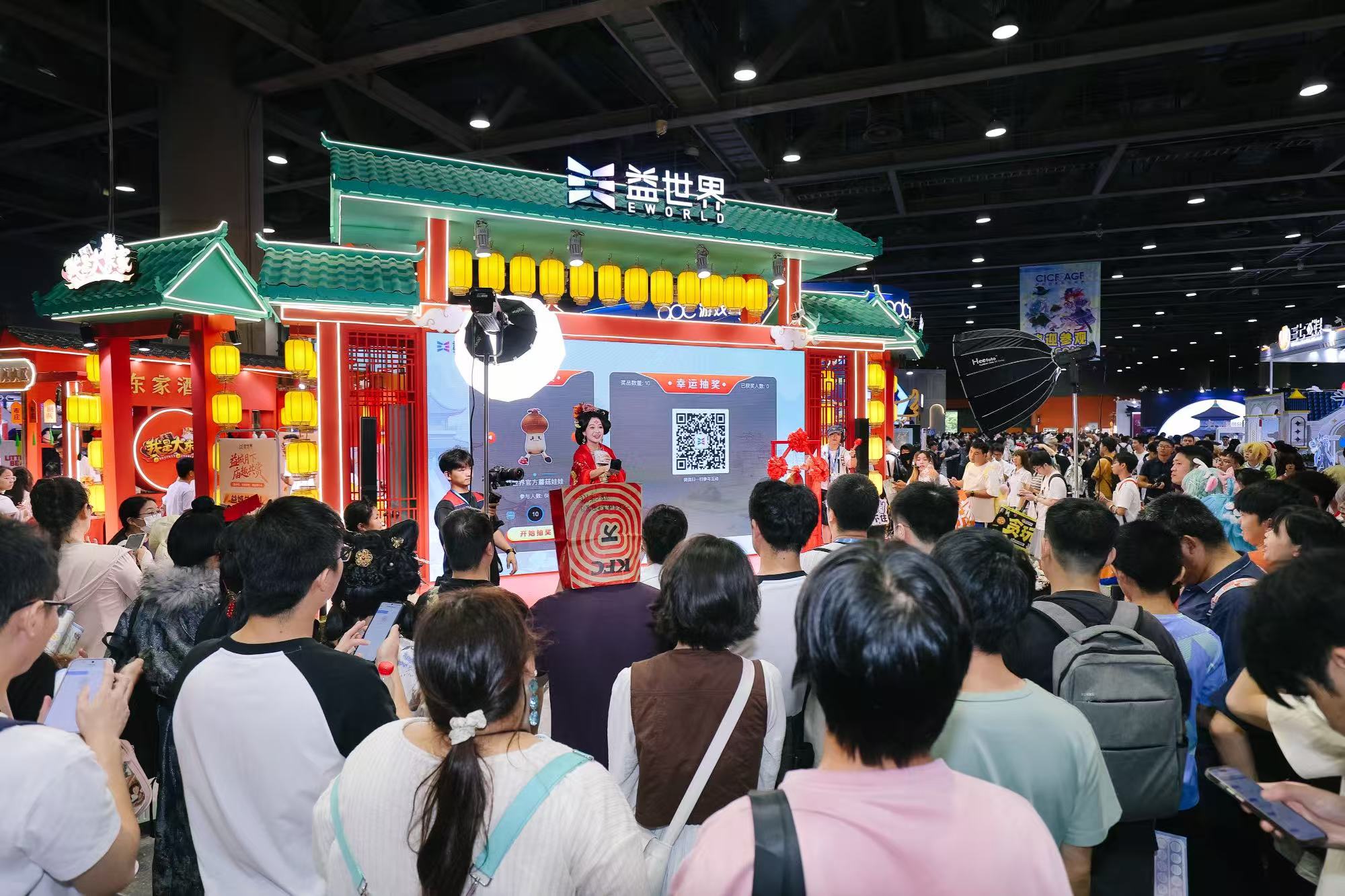 国庆广州最火的漫展，被游戏厂商“包场”了
