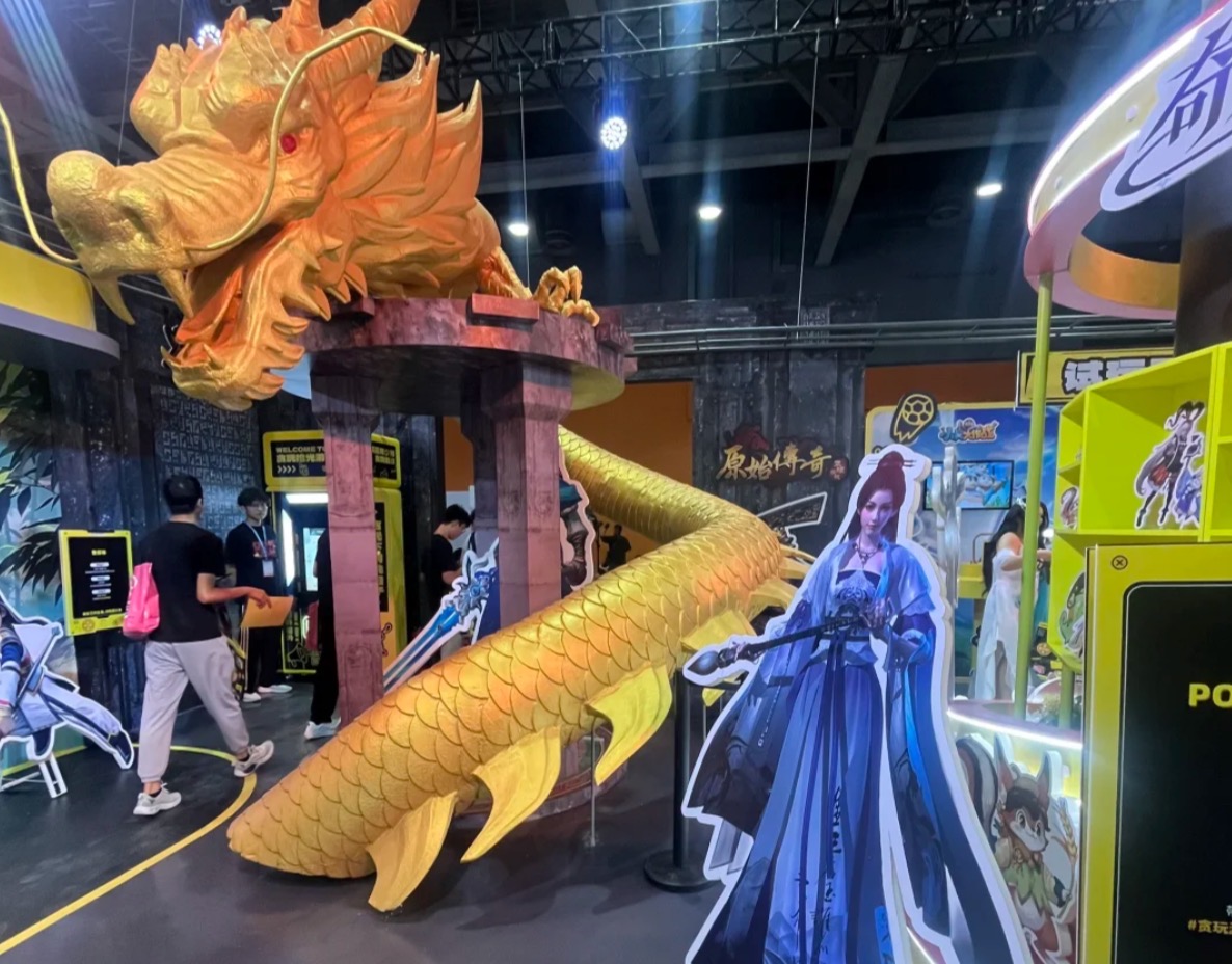 国庆广州最火的漫展，被游戏厂商“包场”了
