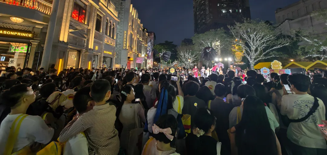 广州地标景点,被游戏玩家“包场”了 广州地标景点,被游戏玩家“包场”了