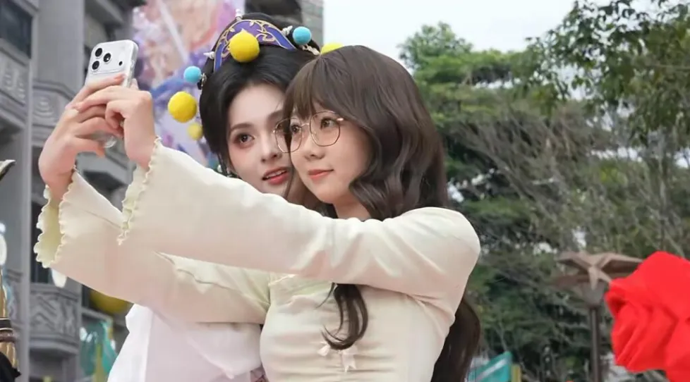 广州地标景点,被游戏玩家“包场”了 广州地标景点,被游戏玩家“包场”了