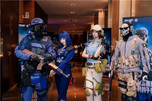 1人1块钱，众筹200万违约金，也想知道的“机密情报”到底有多爆？