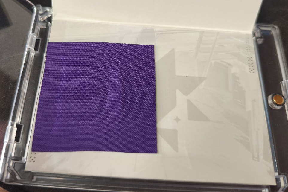 今年二游最抽象案例：一块布被玩家炒到了220块