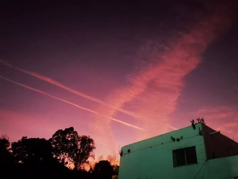 游戏总能照进现实，米哈游的时光机藏不住了？