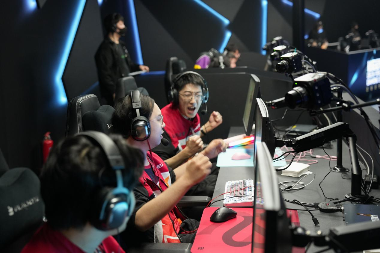 虎牙DDC钻石冠军赛秋季赛收官 Q9战队逆转夺冠