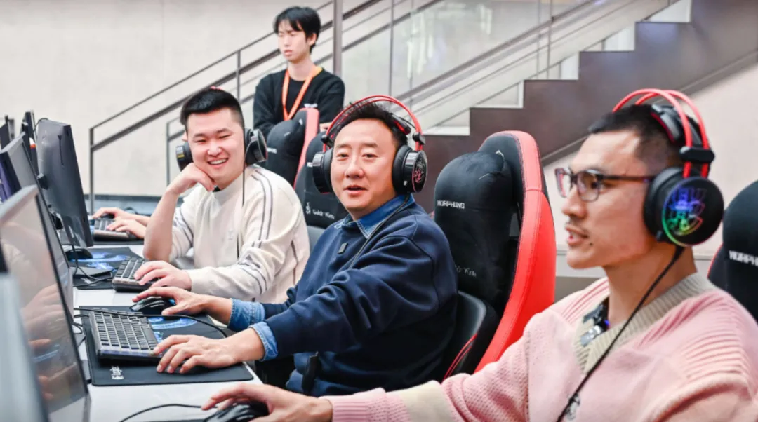 FPS潮起潮落，为何CF还能逆生长