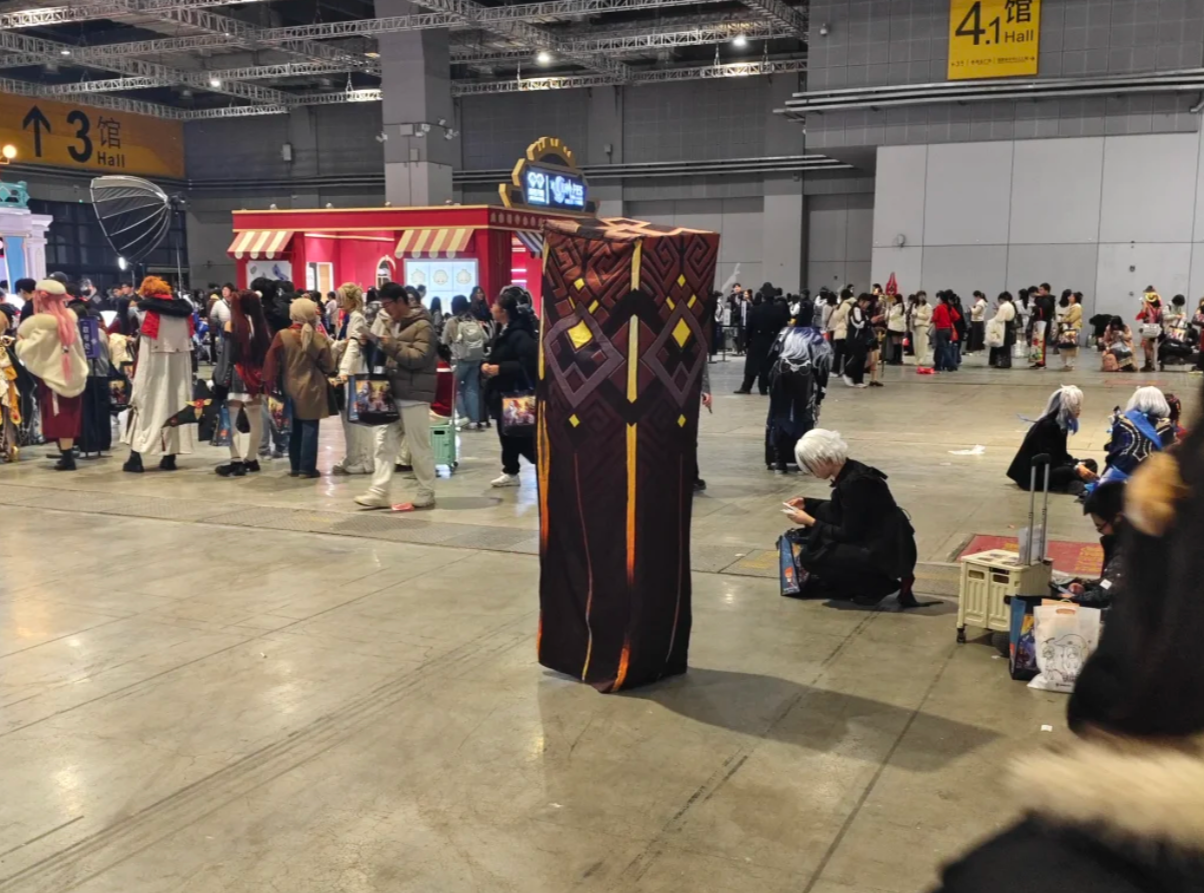 base64_image 米哈游在接近0度的上海,整出了100度的火热