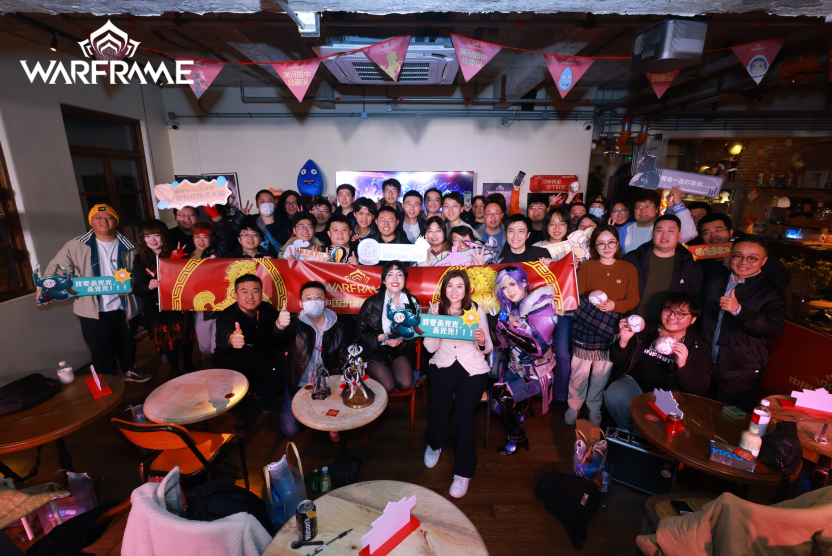 Warframe玩家见面会玩“疯”了！国区仓鼠贴脸“催更”莲妈反被夸？