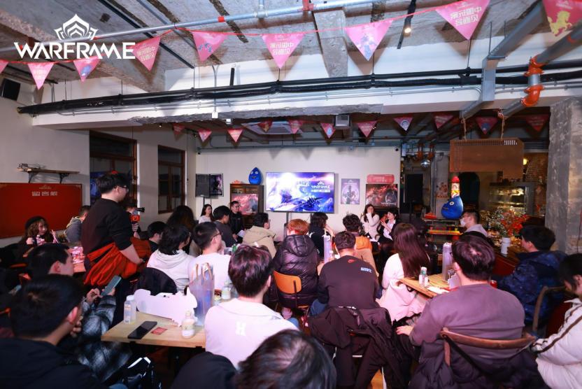 Warframe玩家见面会玩“疯”了！国区仓鼠贴脸“催更”莲妈反被夸？