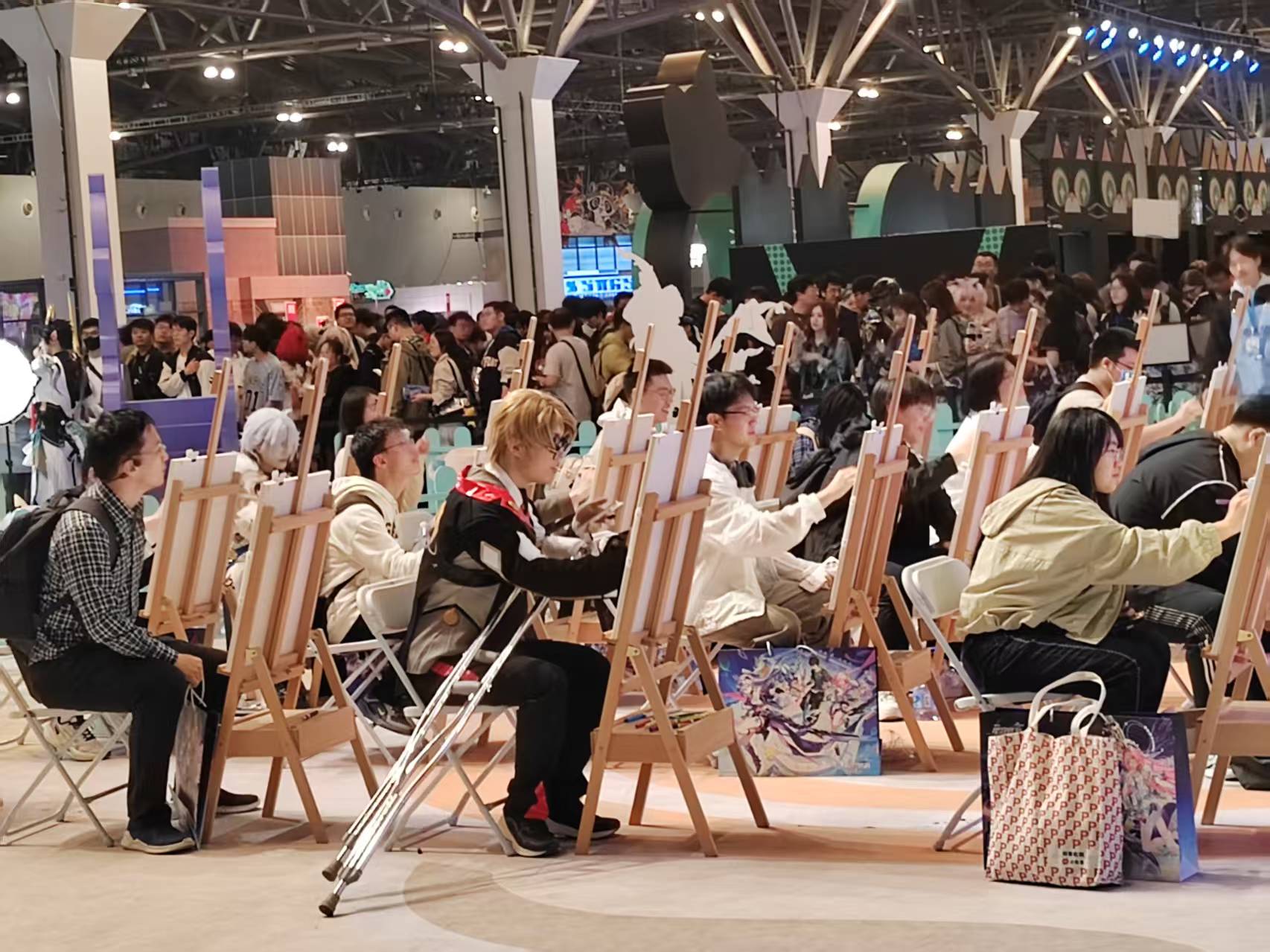 这个五一，米哈游又点燃了上海