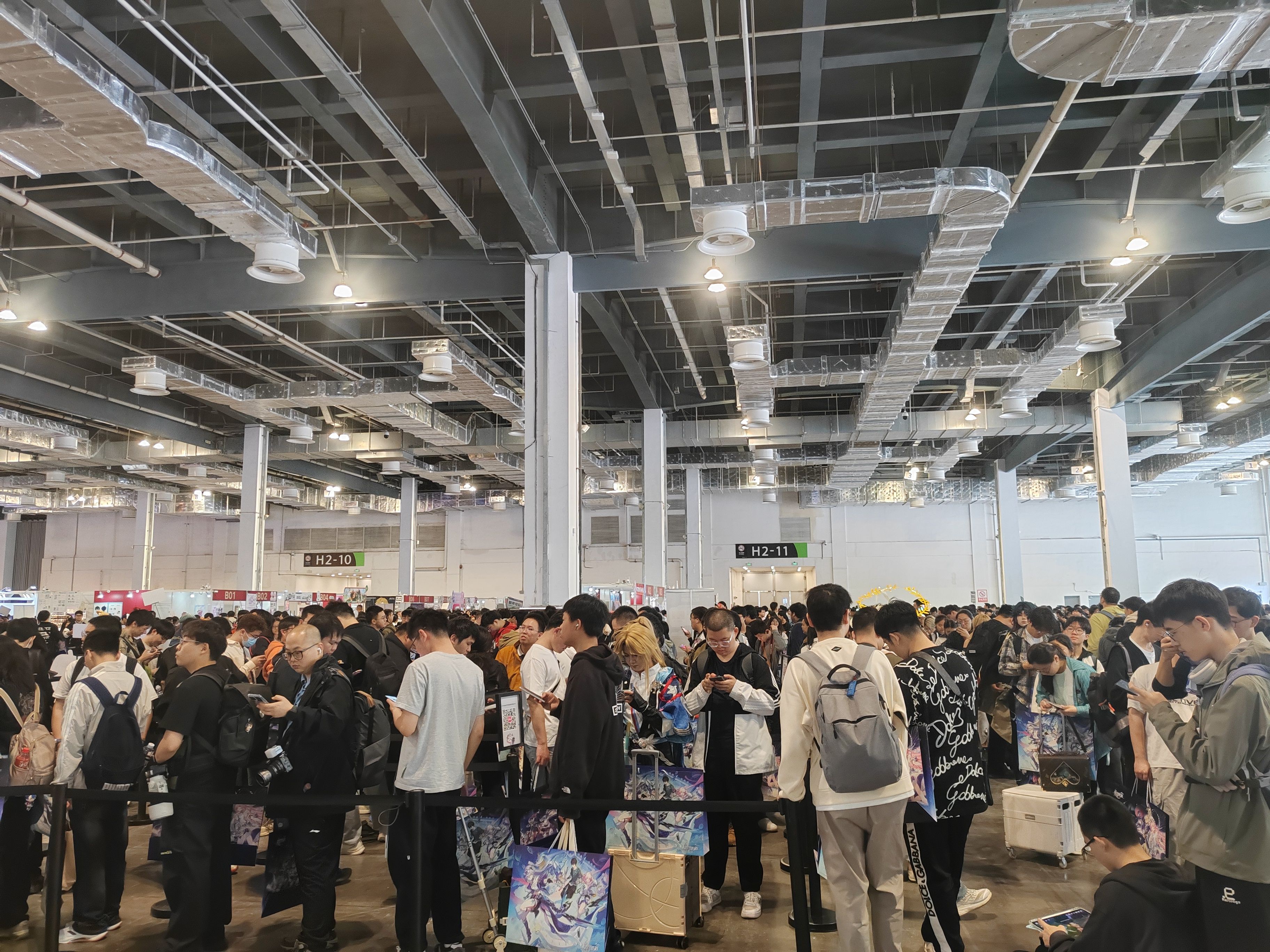 这个五一，米哈游又点燃了上海