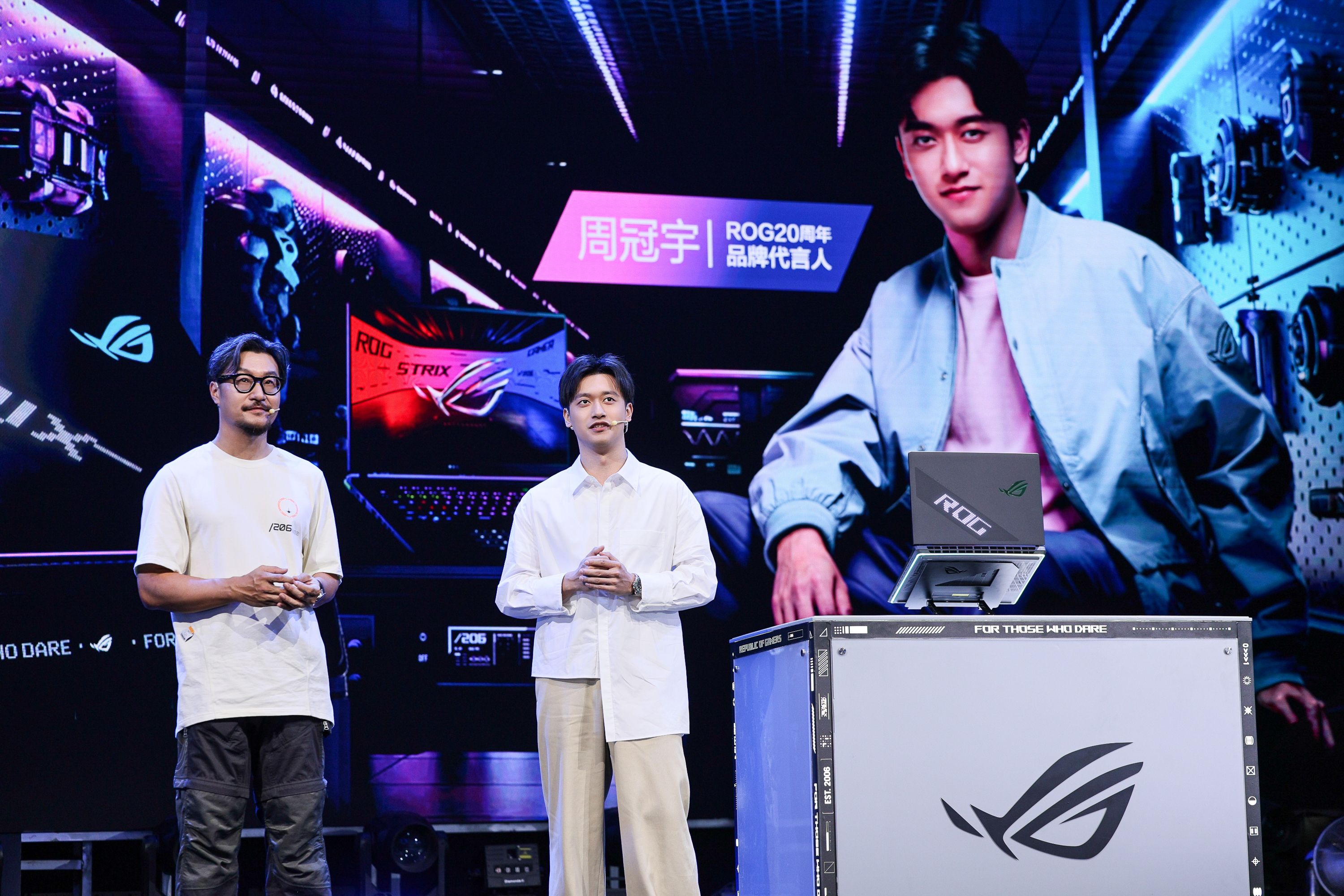 320W巅峰释放+4K 240Hz MiniLED  ROG枪神10 Plus超竞版游戏本正式发布