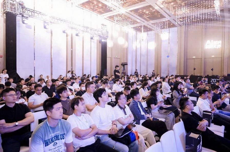 《2025游戏安全白皮书》发布，游戏黑产超100亿元AI攻防受关注