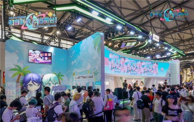 图8 朝夕光年2026ChinaJoy参展首日:自研新品与人气精品悉数亮相