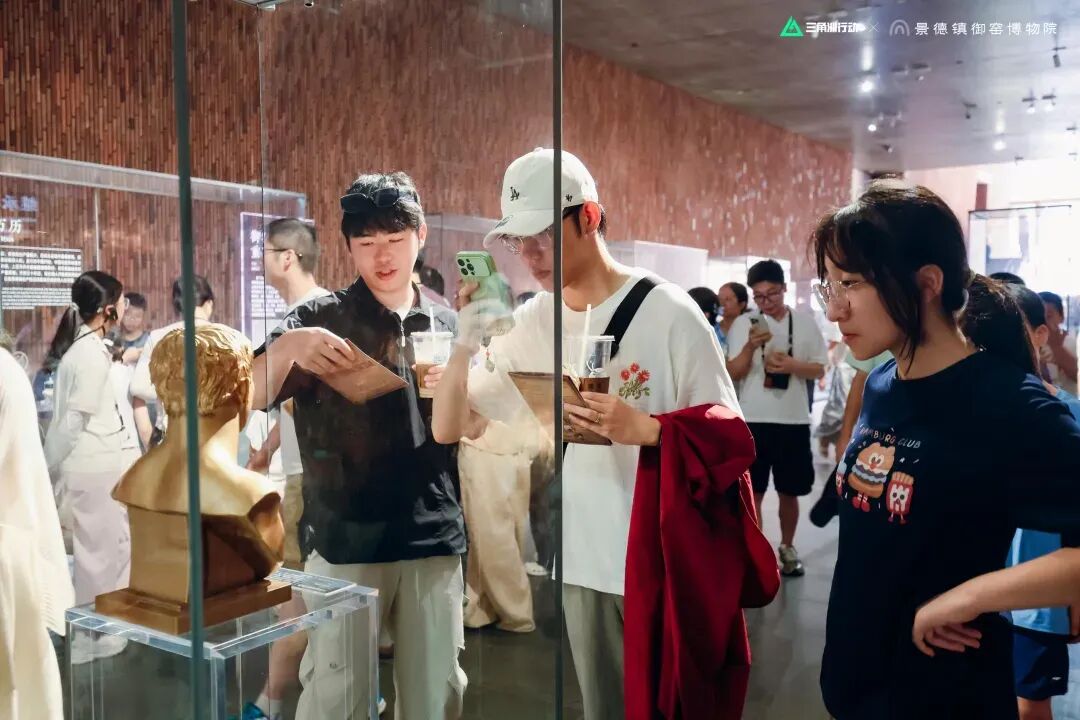 还是三角洲会玩：一场联动，做成了游戏+现实的双向搜打撤